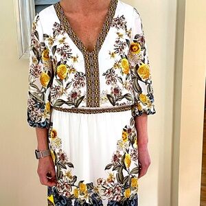 Whitehouse Blackmarket Sunflower Dress